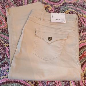 D Jeans Capri Light Khakis